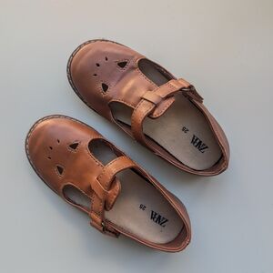 Zara Toddler Preschool Girls T-bar Mary Jane Brown dress Shoes, EU 25 US 8.5 / 9